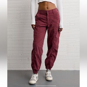 AE Snappy Stretch Cargo Baggy Joggers NWT